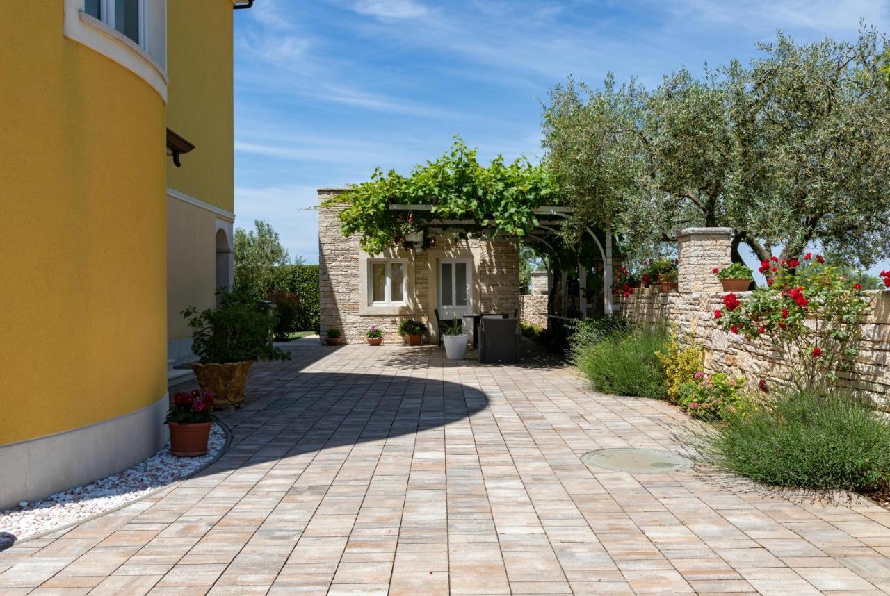 B&B Villa Oasa 1 Rovigno Esterno foto